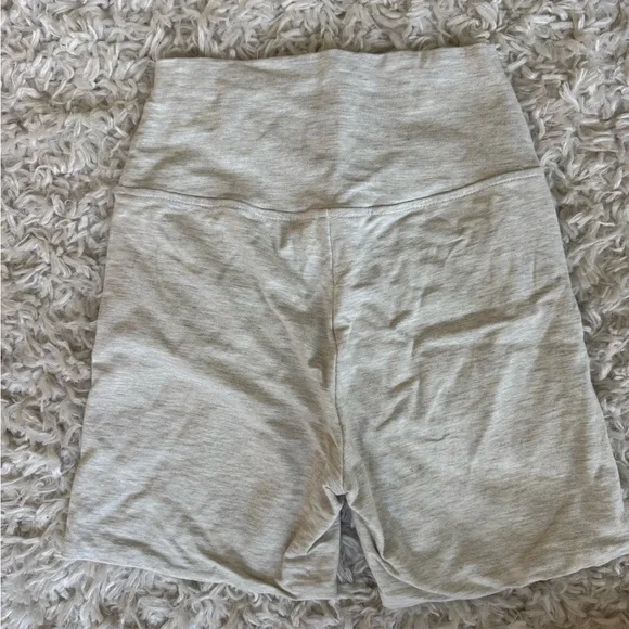 The Luxe Bike Short in Ice Grey - Picture 2 of 5